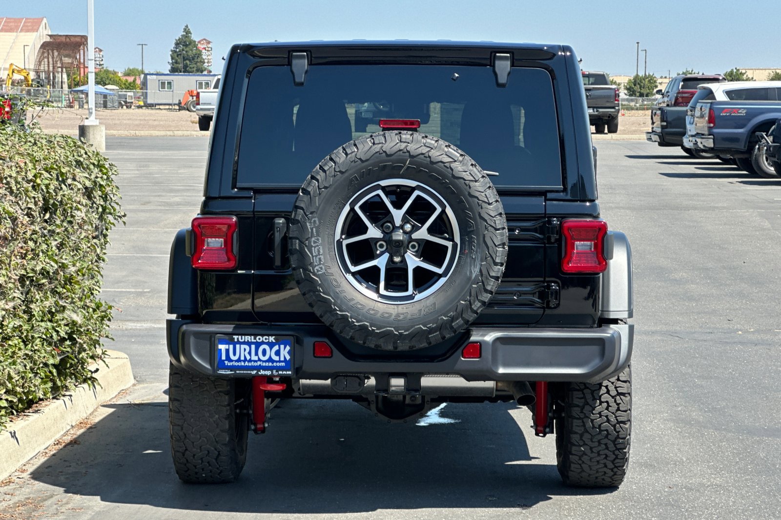 2025 Jeep Wrangler Rubicon photo 5