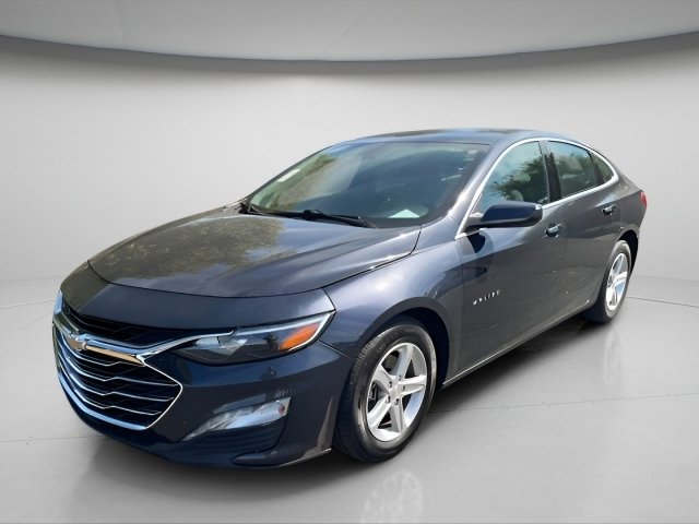 2023 Chevrolet Malibu 1LT photo 2