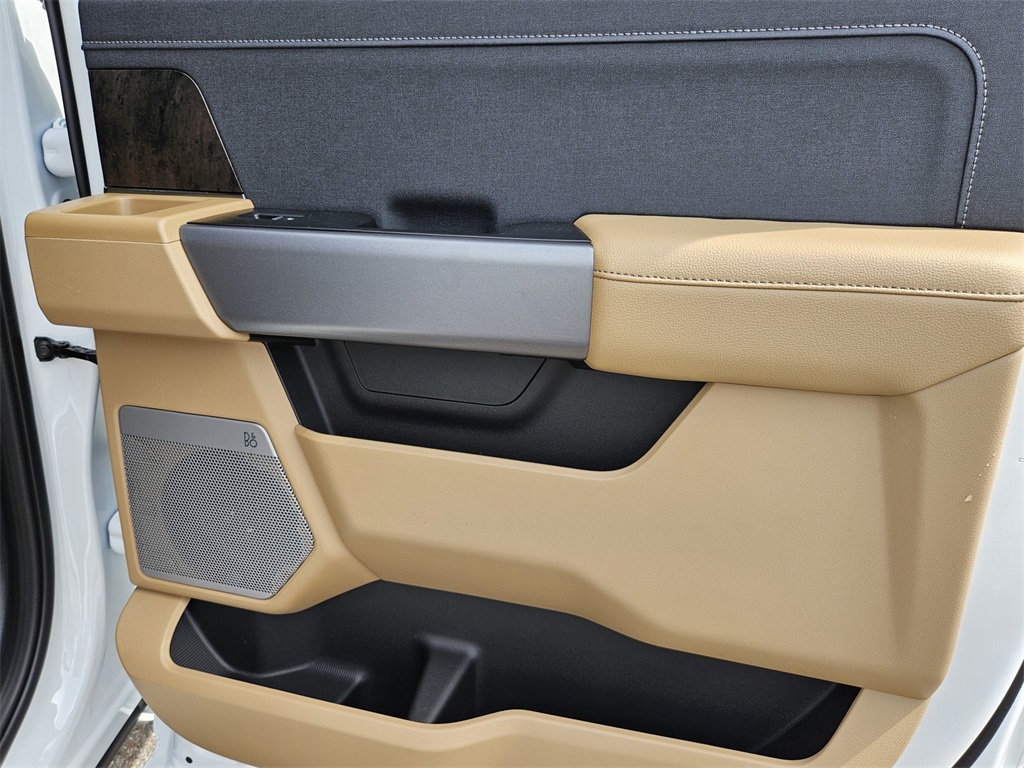 2025 Ford F-250 Lariat photo 32