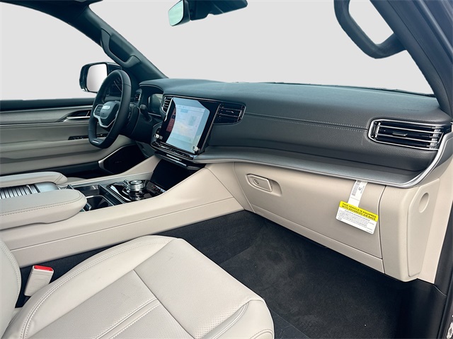 2025 Jeep Wagoneer L Series I photo 25