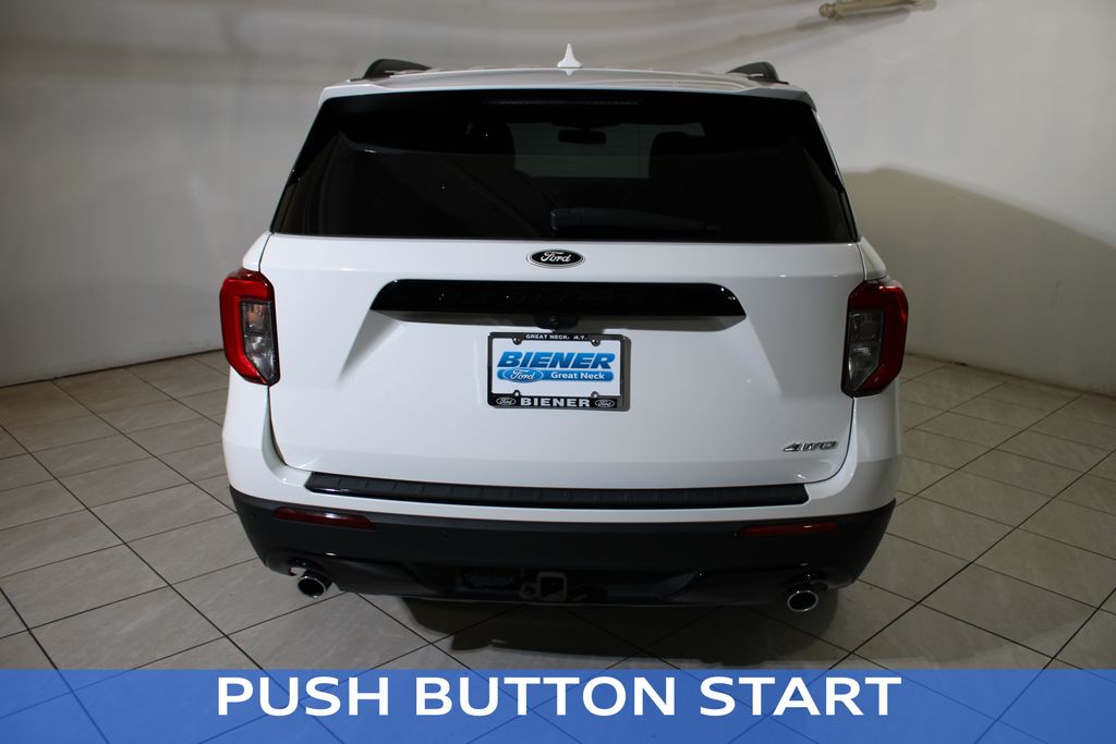 2022 Ford Explorer ST-Line photo 13