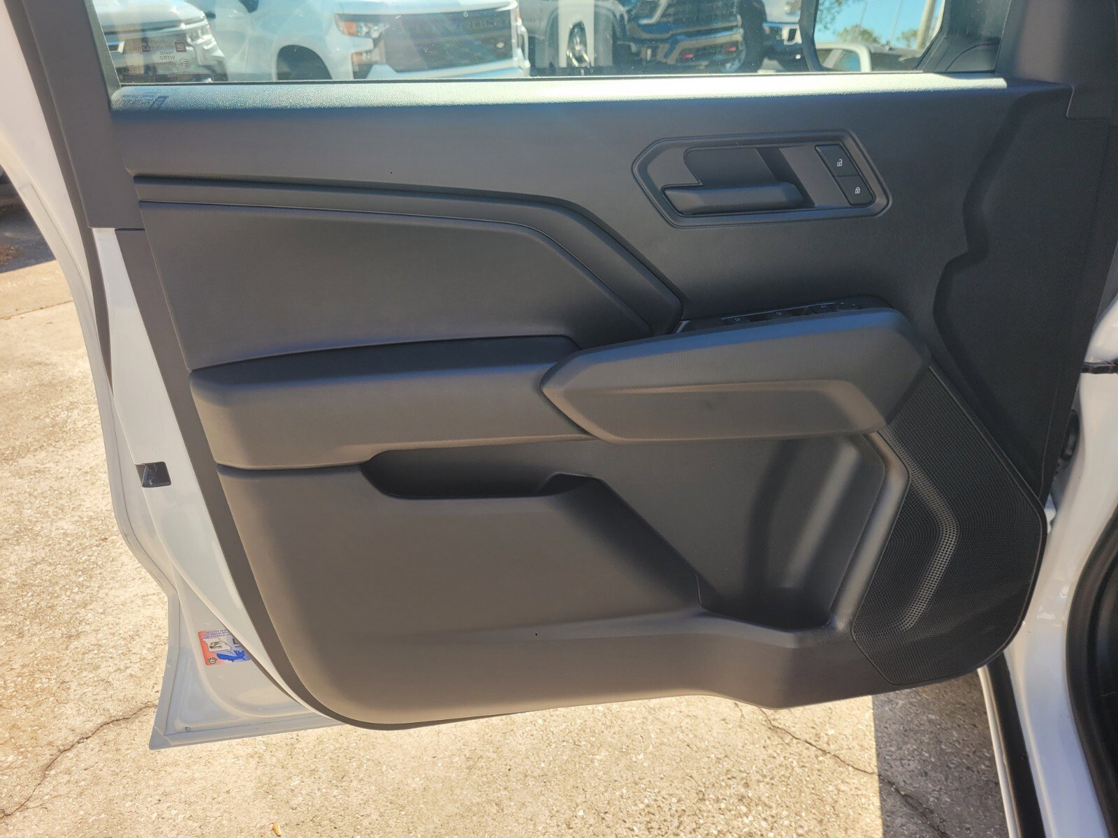 2025 Chevrolet Colorado LT photo 25