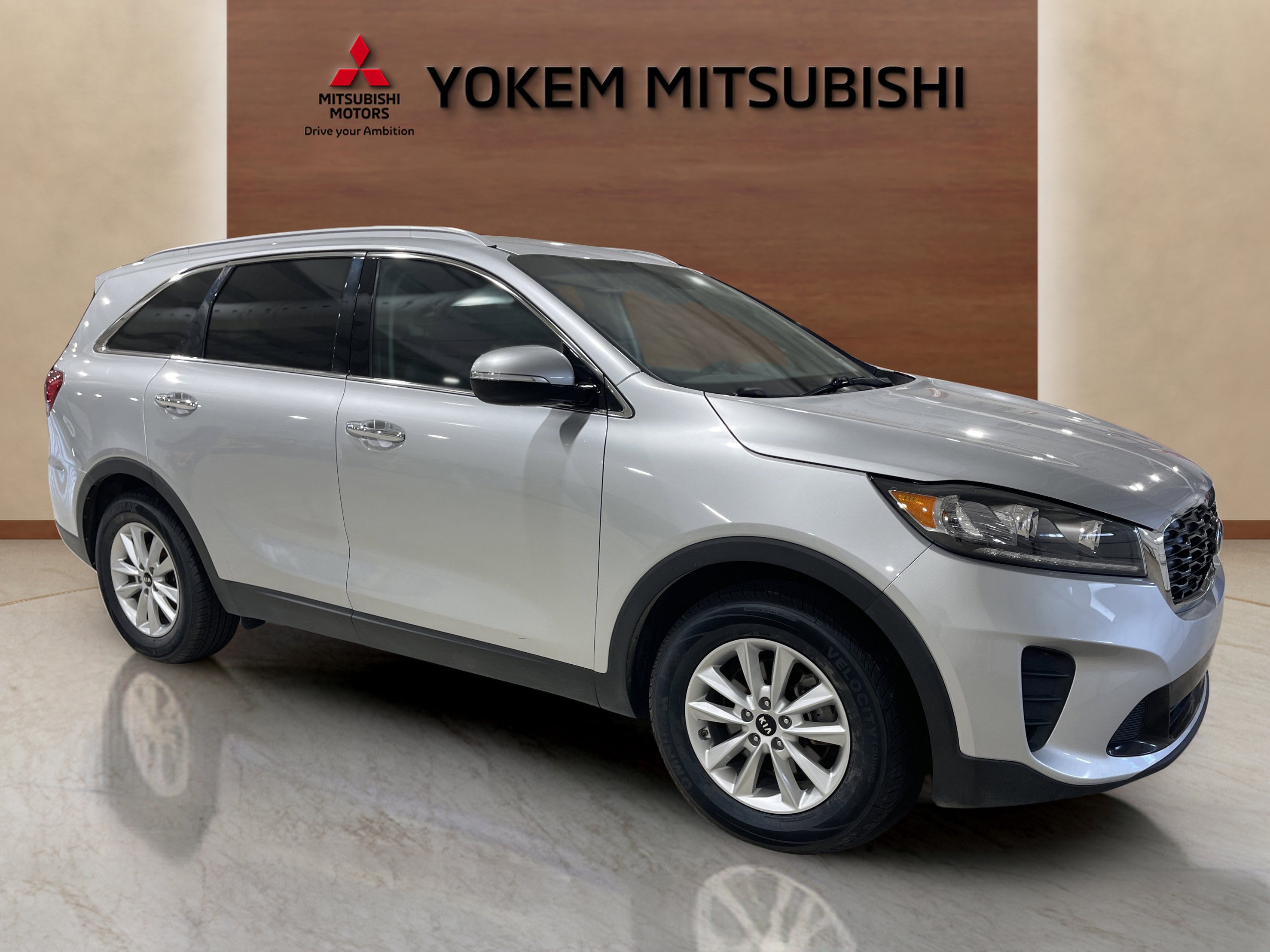 2020 Kia Sorento LX S photo 5