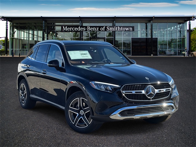 2026 Mercedes-Benz GLC Base's photo