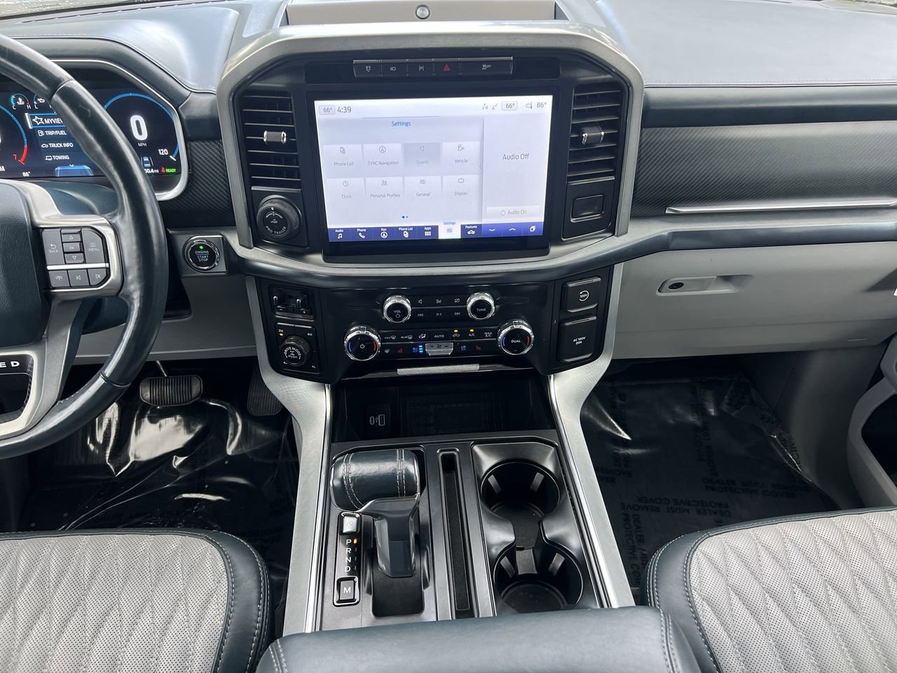 2022 Ford F-150 Limited photo 13