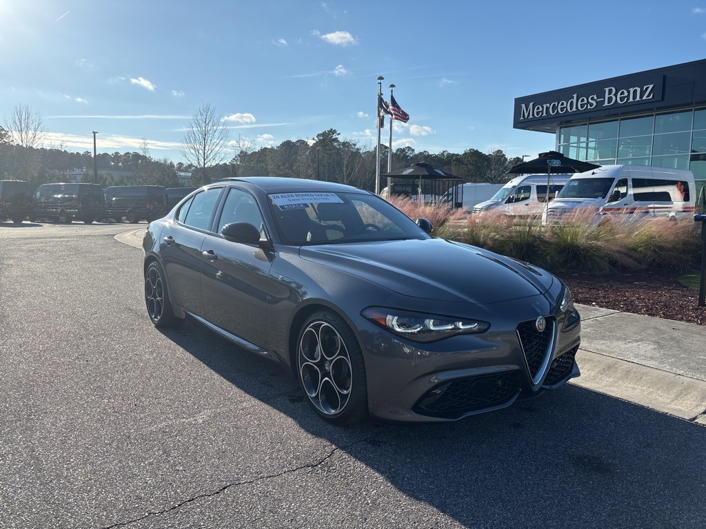 2024 Alfa Romeo Giulia Ti's photo