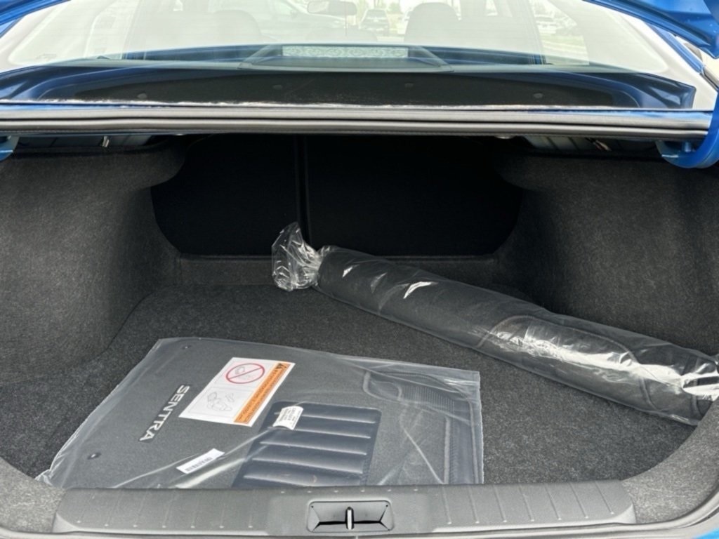 2025 Nissan Sentra SV photo 24