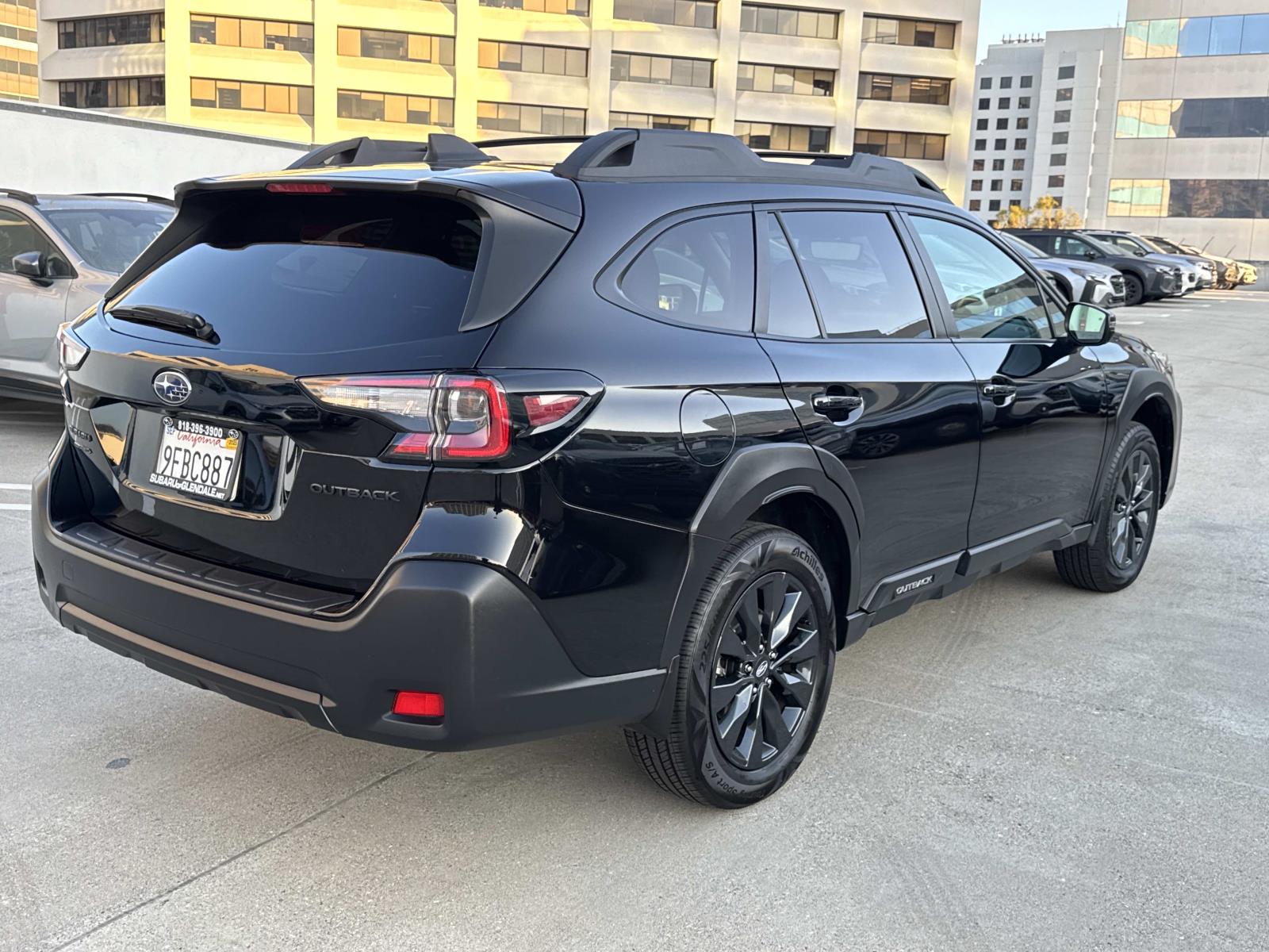 2023 Subaru Outback Onyx Edition photo 4