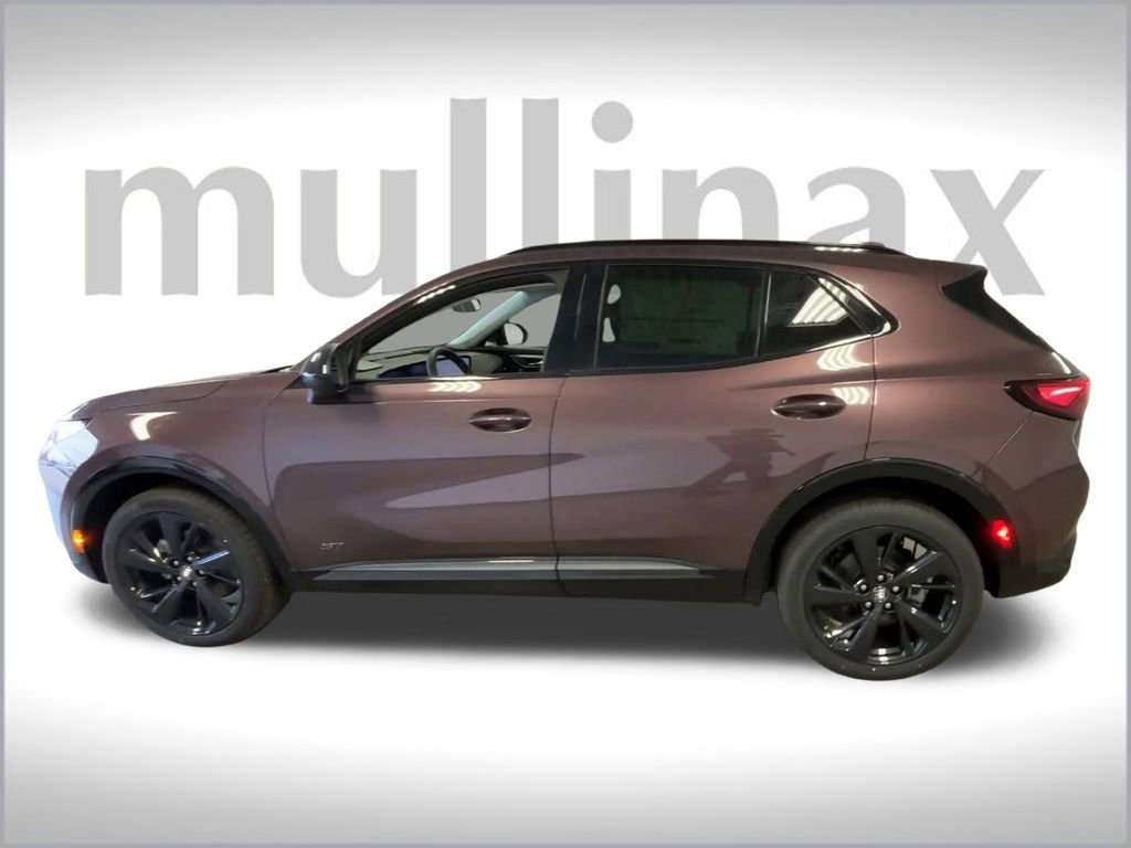 2025 Buick Envision Sport Touring photo 5