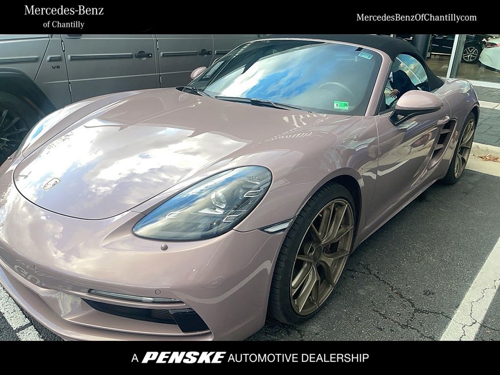 2022 Porsche 718 S's photo