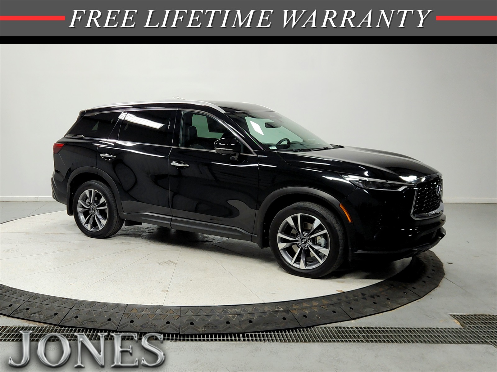 2024 INFINITI QX60 LUXE's photo