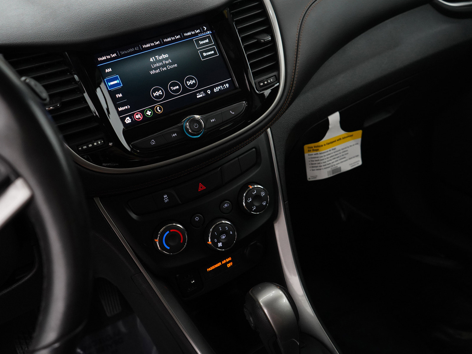 2020 Chevrolet Trax LT photo 23