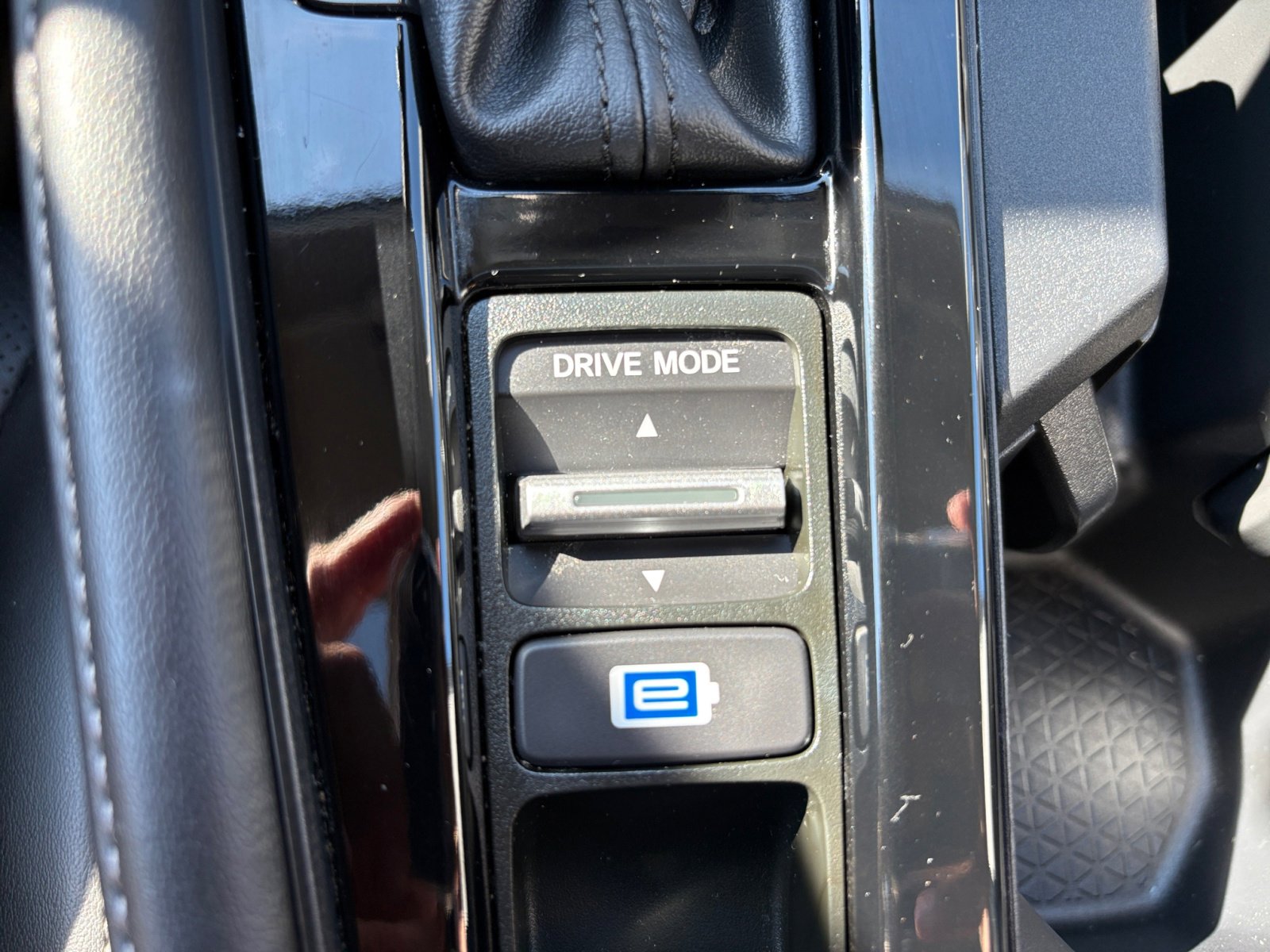 2024 Honda Accord Hybrid Touring photo 21