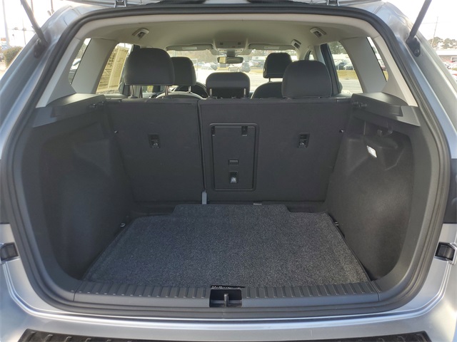 2025 Volkswagen Taos S photo 3