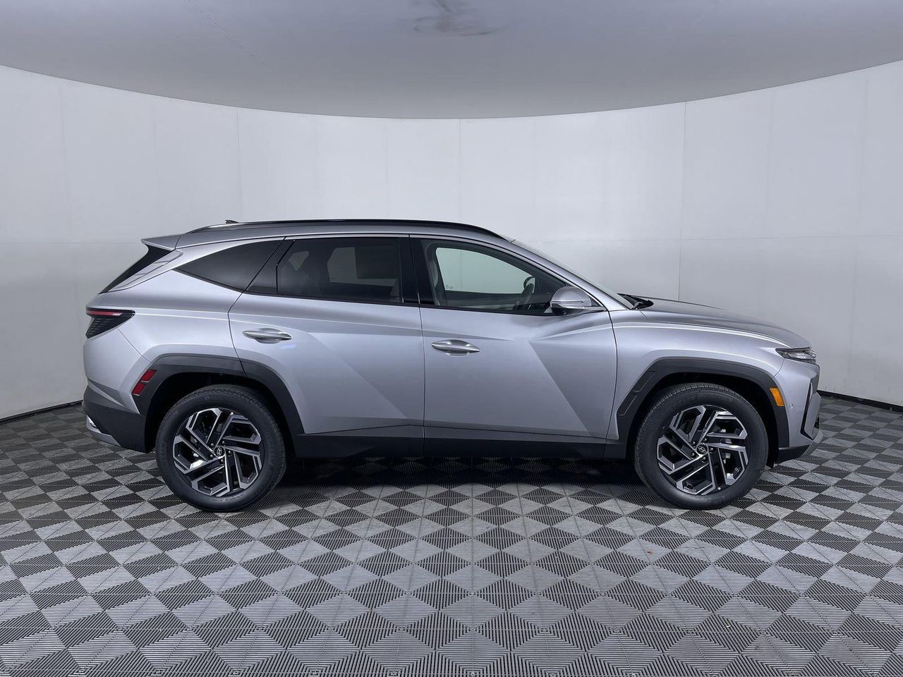 2025 Hyundai Tucson Limited photo 4