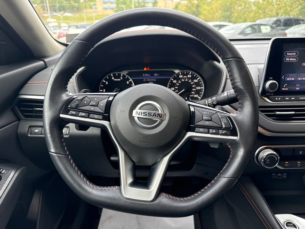 2021 Nissan Altima 2.5 SR photo 15