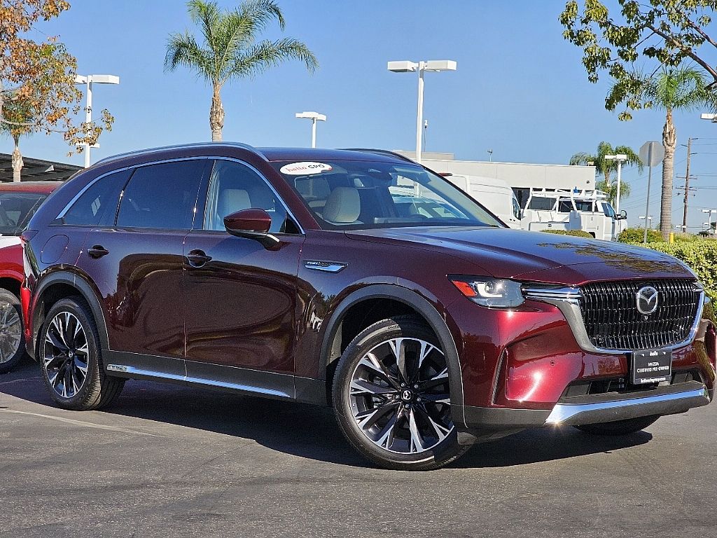 2024 Mazda CX-90 Premium Plus photo 2