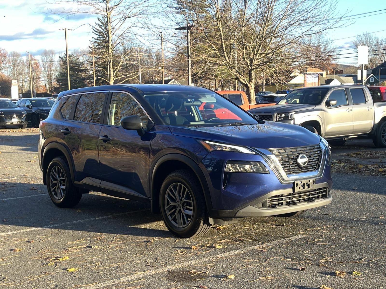 2023 Nissan Rogue S photo 3