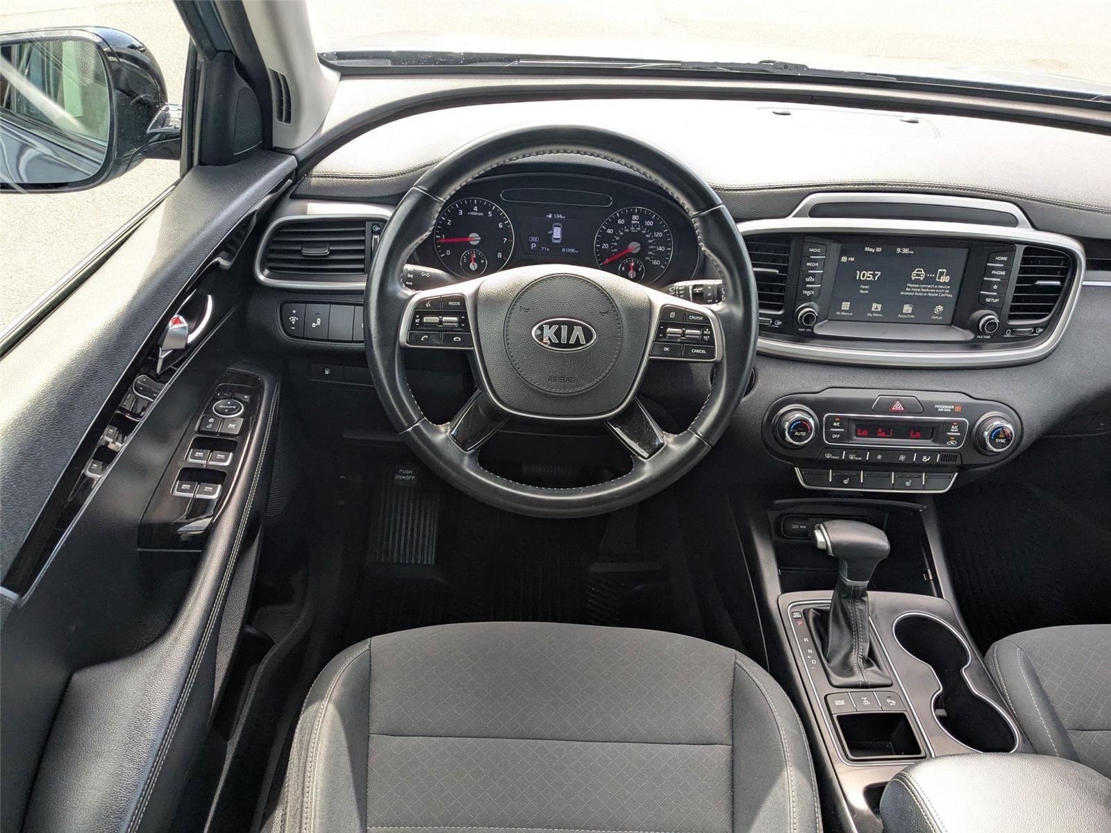 2020 Kia Sorento S V6 photo 28