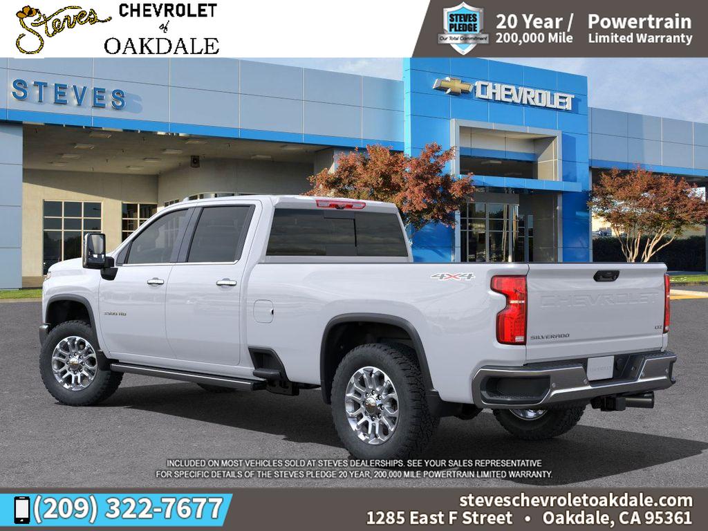 2025 Chevrolet Silverado 3500HD LTZ photo 3