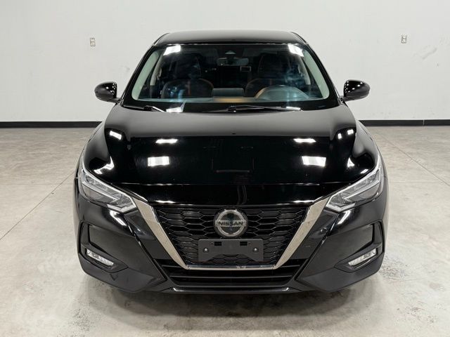 2023 Nissan Sentra SR photo 3