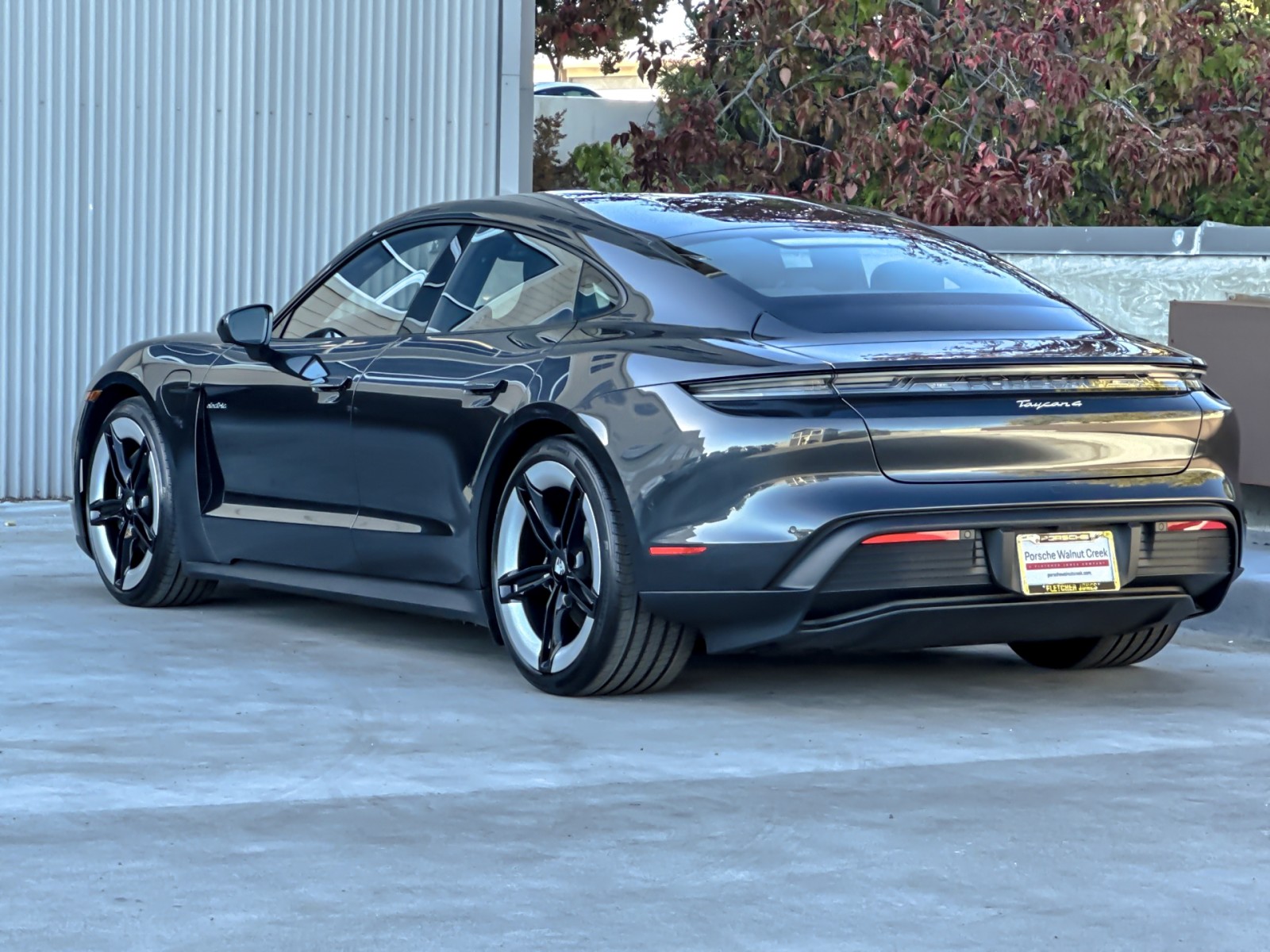2026 Porsche Taycan 4 photo 4