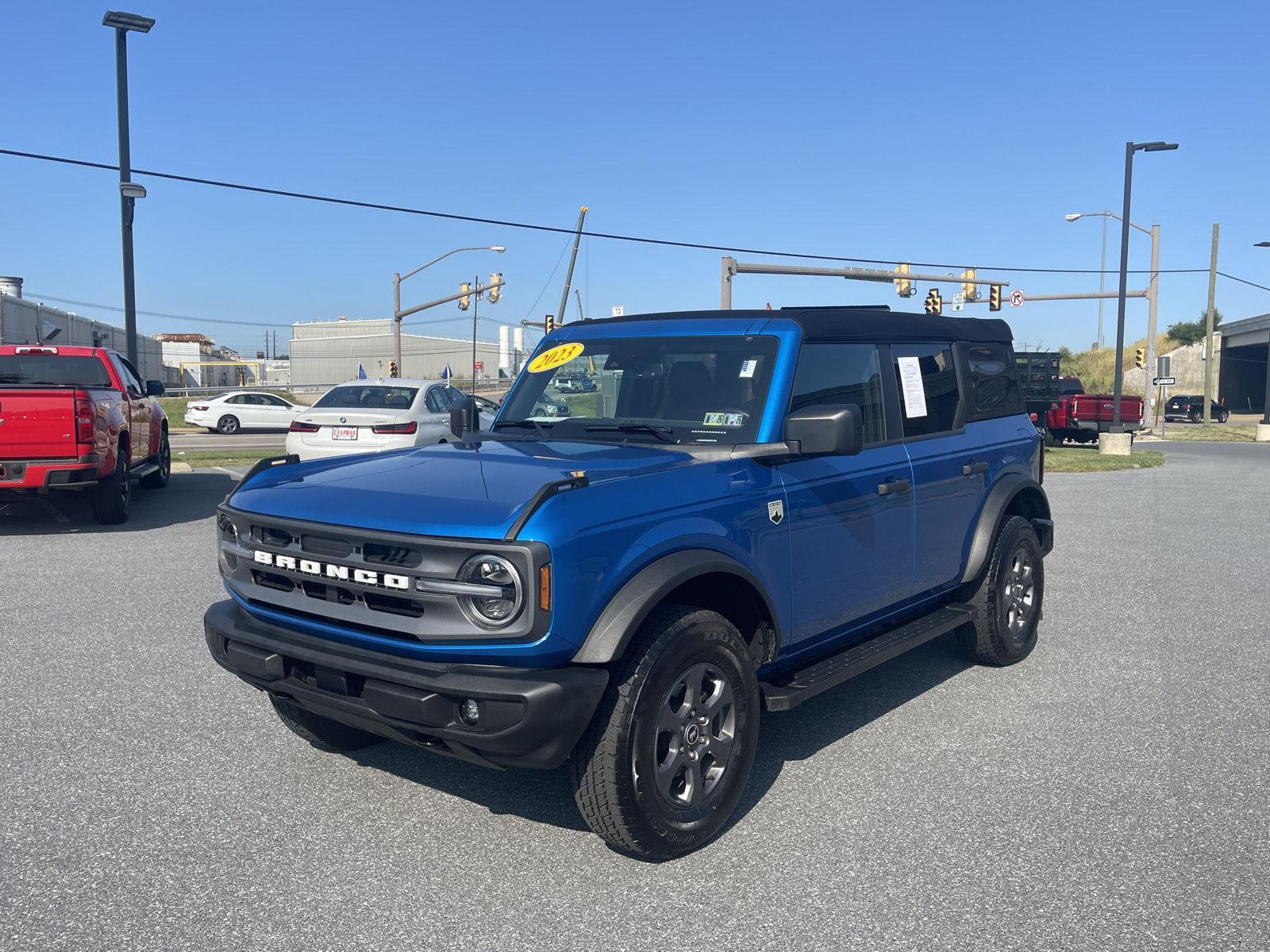 2023 Ford Bronco Base Big Bend Black Diamond Outer Banks photo 3