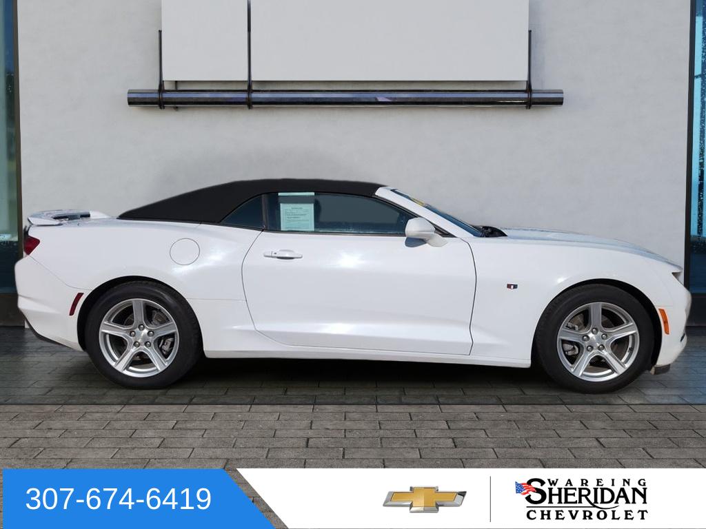 2023 Chevrolet Camaro 1LT photo 3