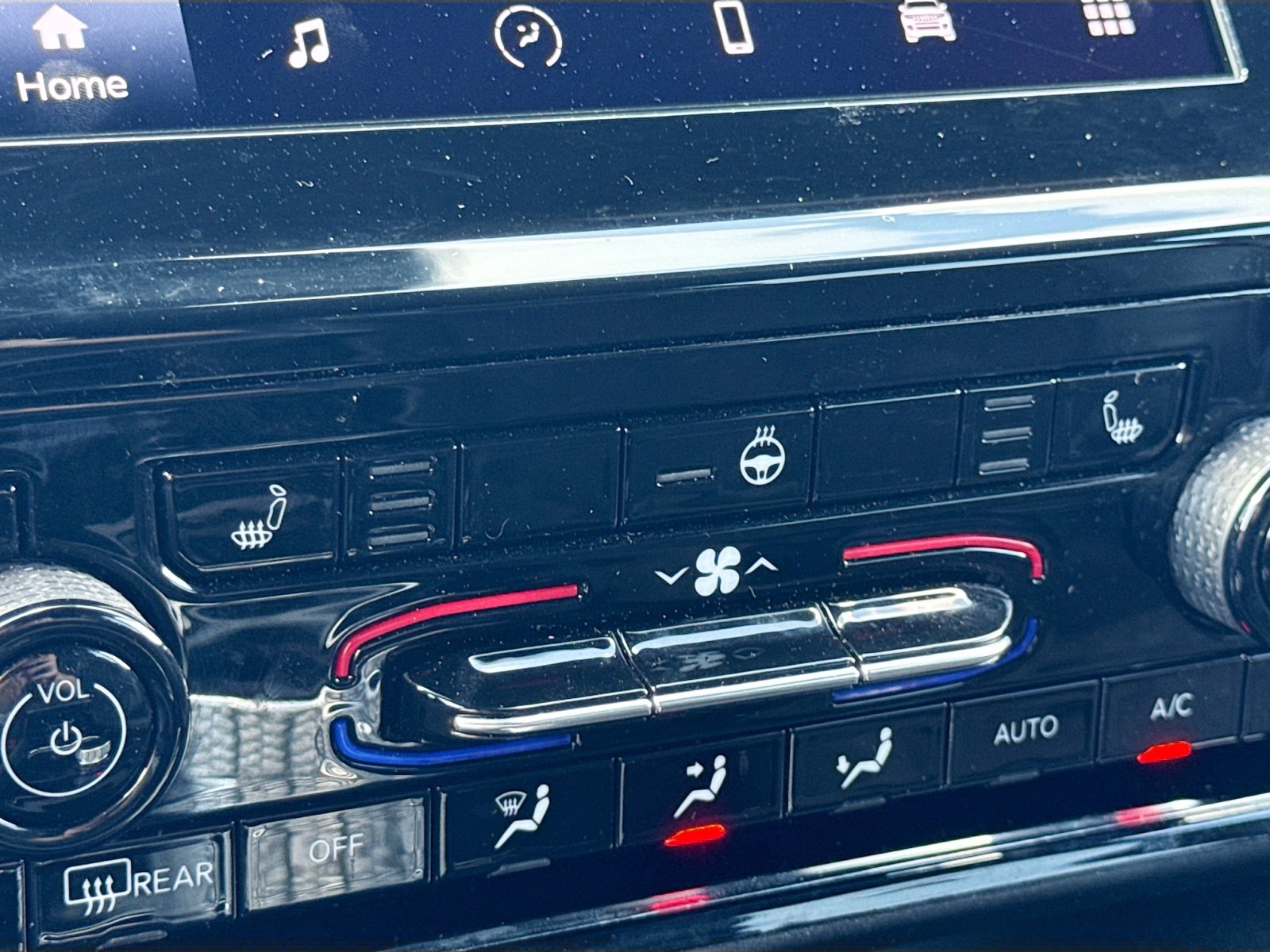 2022 Jeep Grand Cherokee Altitude photo 16
