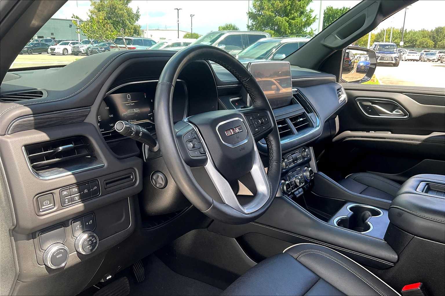 2022 Gmc Yukon SLT photo 14