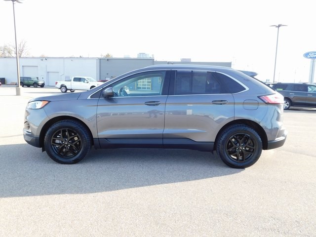 2023 Ford Edge SEL photo 4