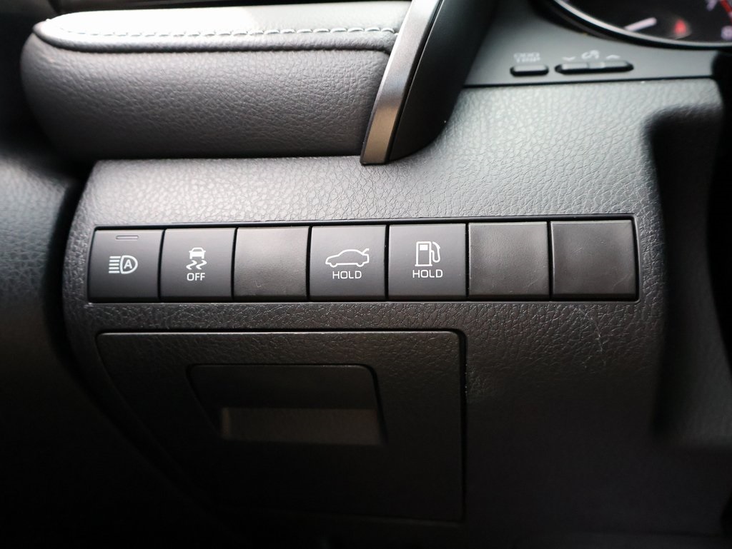 2024 Toyota Camry SE photo 29