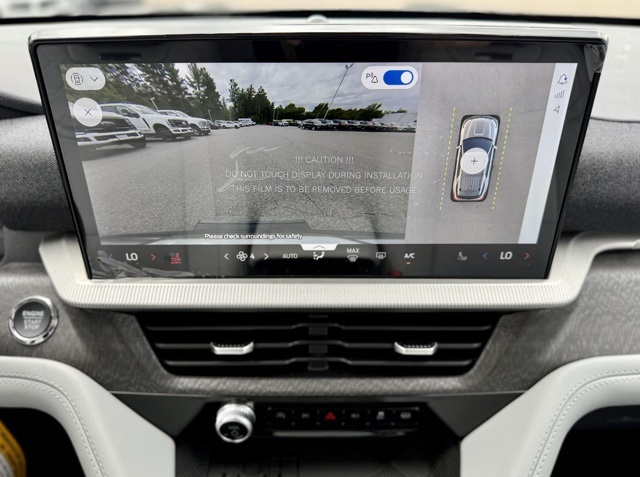 2025 Ford Explorer Platinum photo 22
