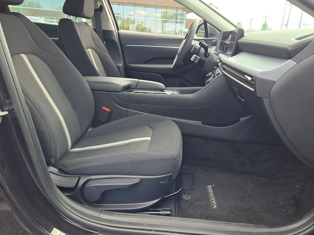 2024 Hyundai Sonata SEL photo 6