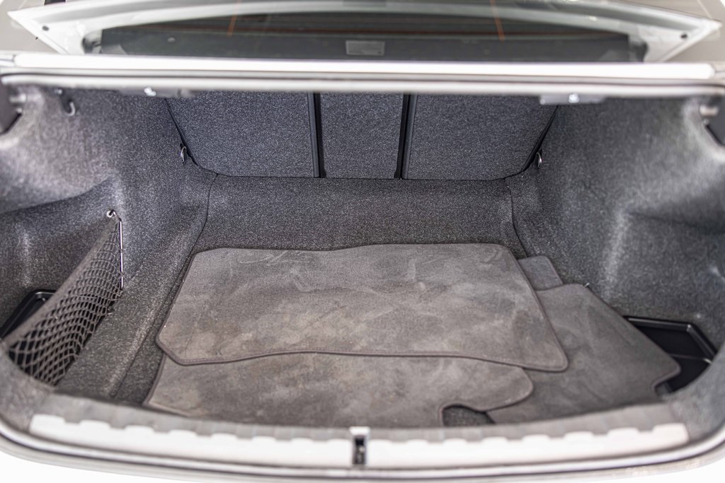 2025 BMW 330I - Image 17