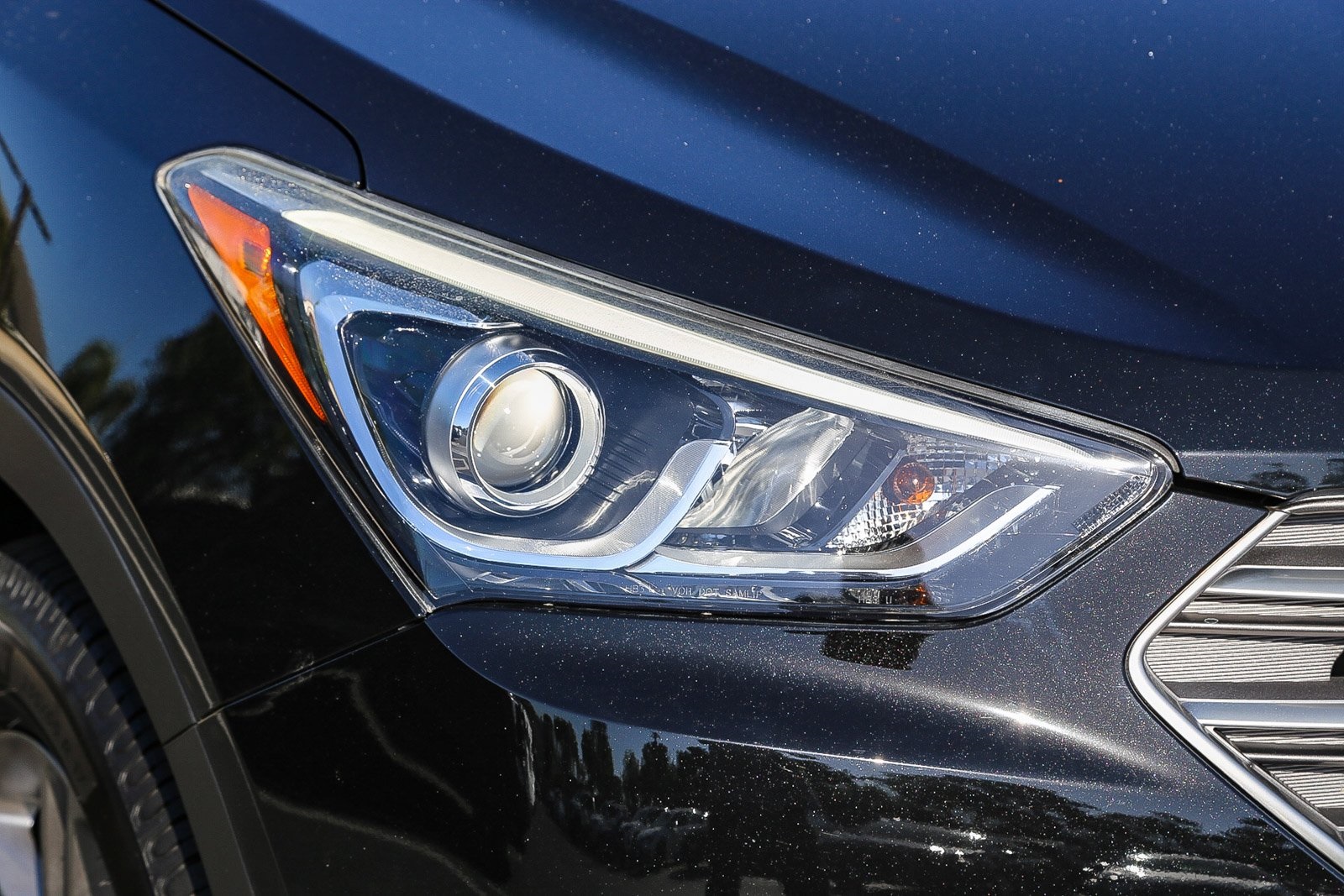 2018 Hyundai Santa Fe Sport Base photo 4