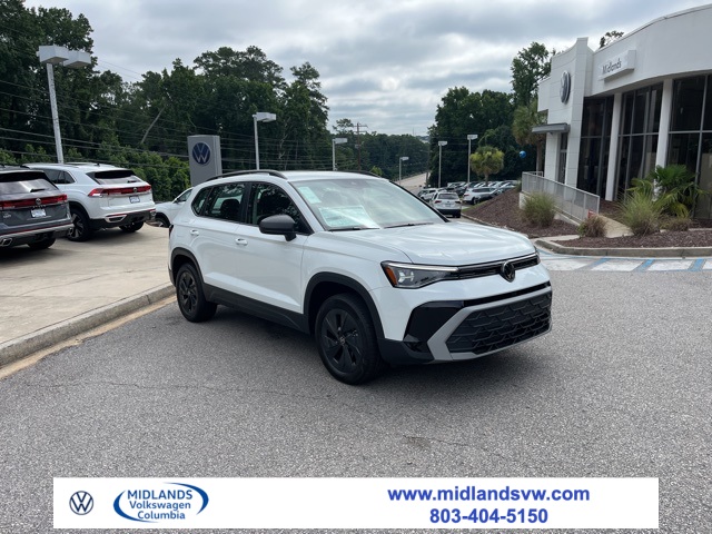 2025 Volkswagen Taos S's photo