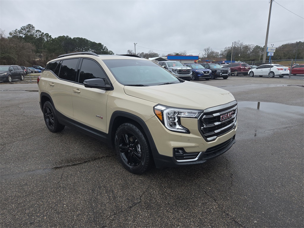 2022 GMC Terrain AT4
