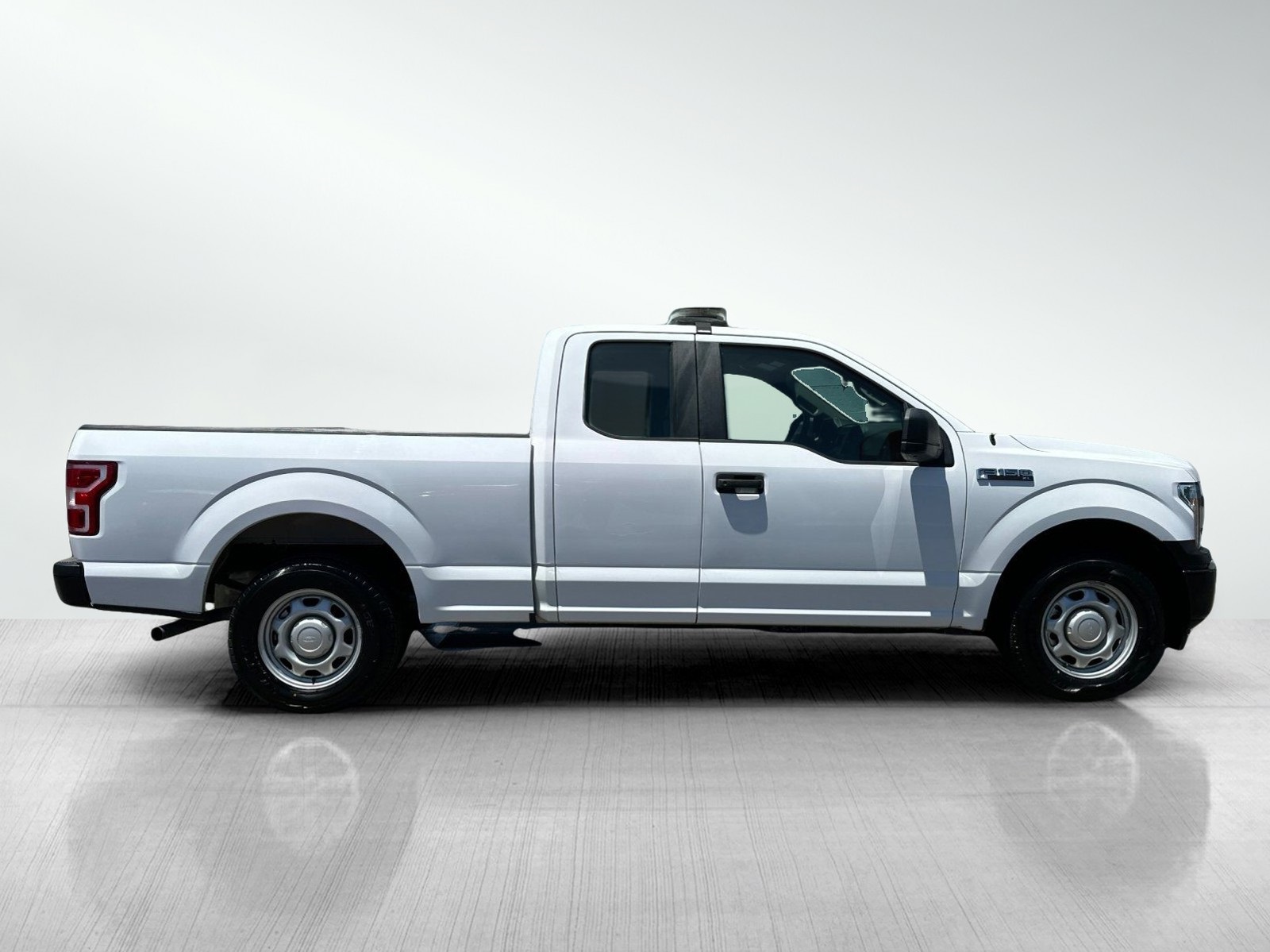 2020 Ford F-150 XL photo 3