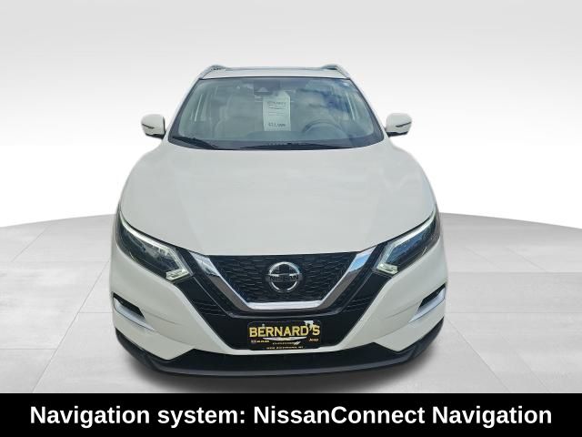 2022 Nissan Rogue Sport SL photo 2