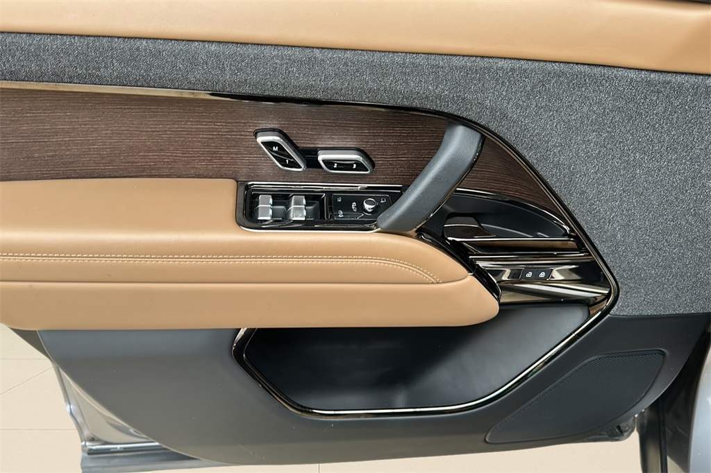 2023 Land Rover Range Rover Sport SE photo 27