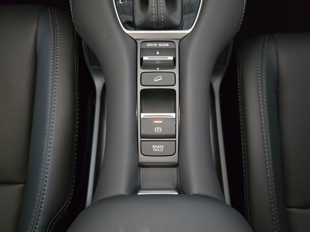 2026 Honda HR-V EX-L photo 31