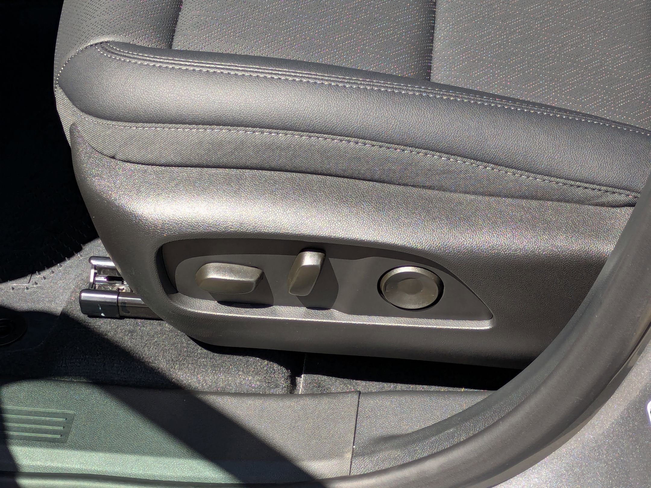 2026 Chevrolet Equinox LT photo 9