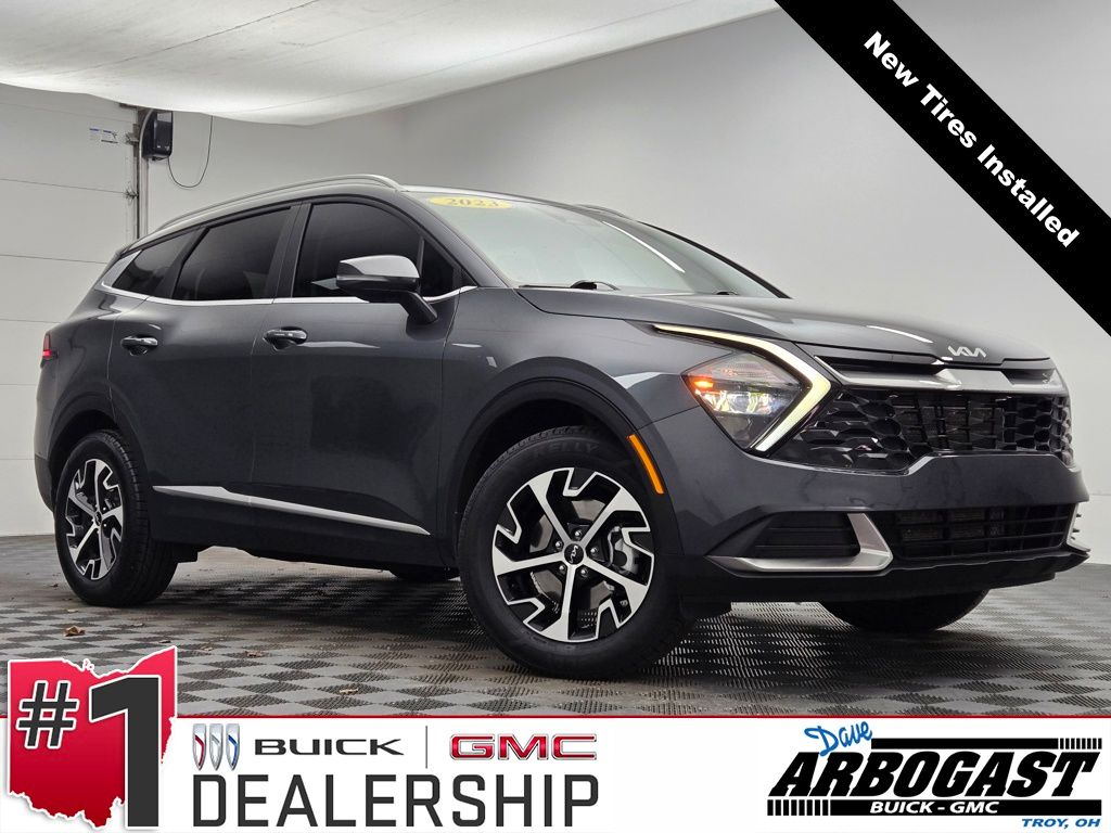 2023 Kia Sportage EX's photo