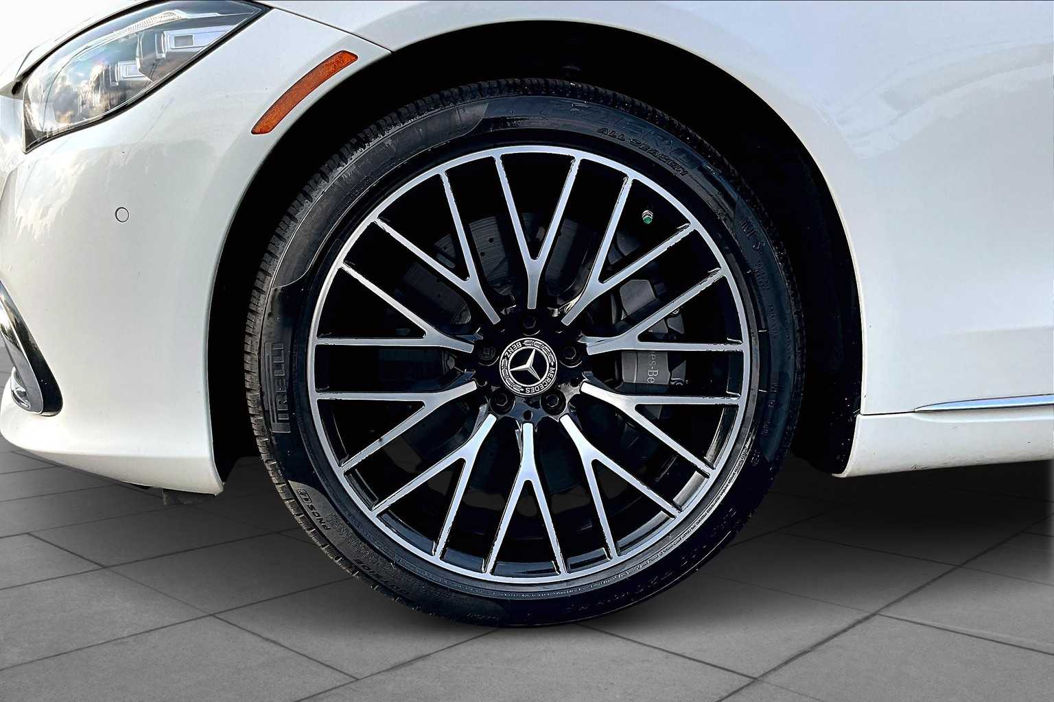 Image 9 of Certified Pre-Owned 2022 Mercedes-Benz S 500 AWD 4MATIC