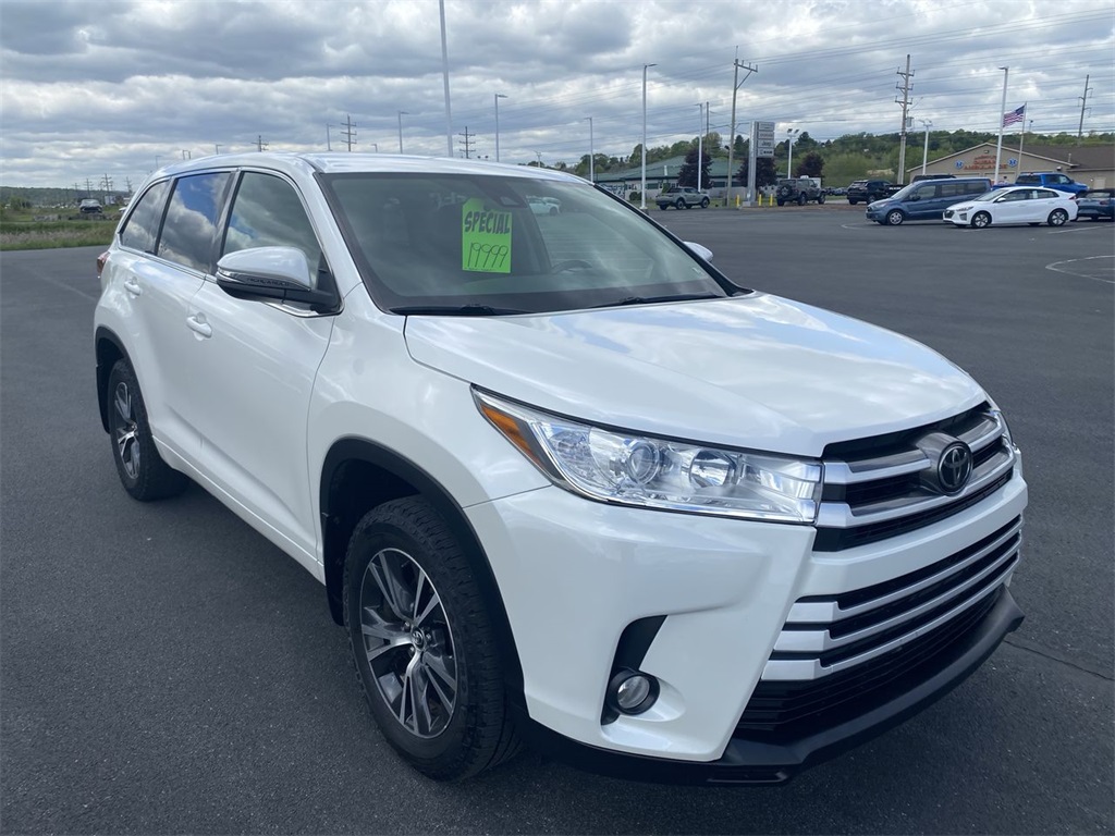 Used 2017 Toyota Highlander LE Plus with VIN 5TDBZRFH6HS457808 for sale in Dubois, PA