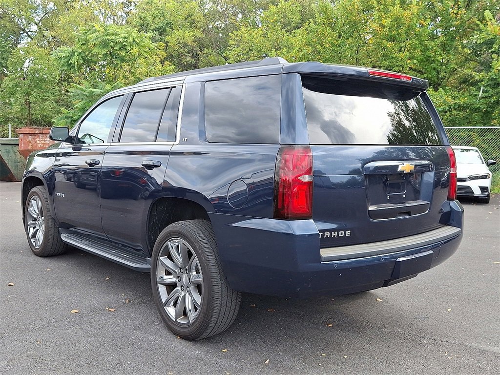 2019 Chevrolet Tahoe LT photo 2