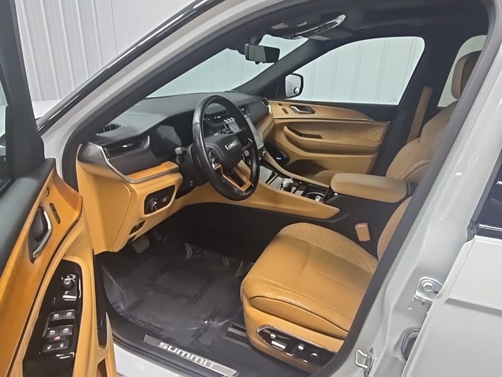 2021 Jeep Grand Cherokee L Summit Reserve photo 29
