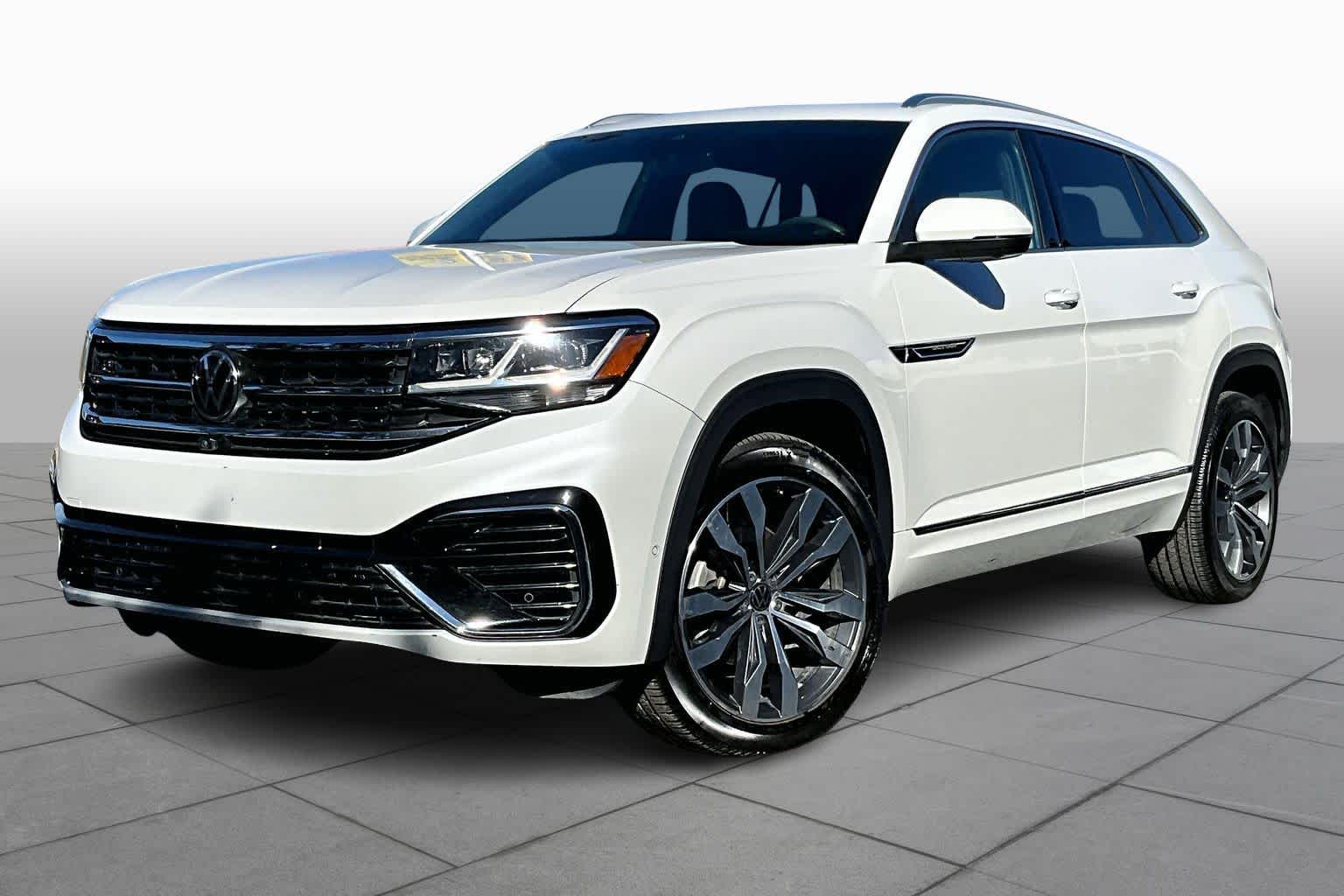 2023 Volkswagen Atlas Cross Sport SEL Premium R-Line's photo