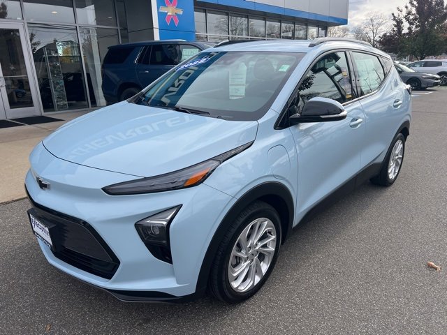 Used 2022 Chevrolet Bolt EUV LT with VIN 1G1FY6S03N4111928 for sale in Wallingford, CT